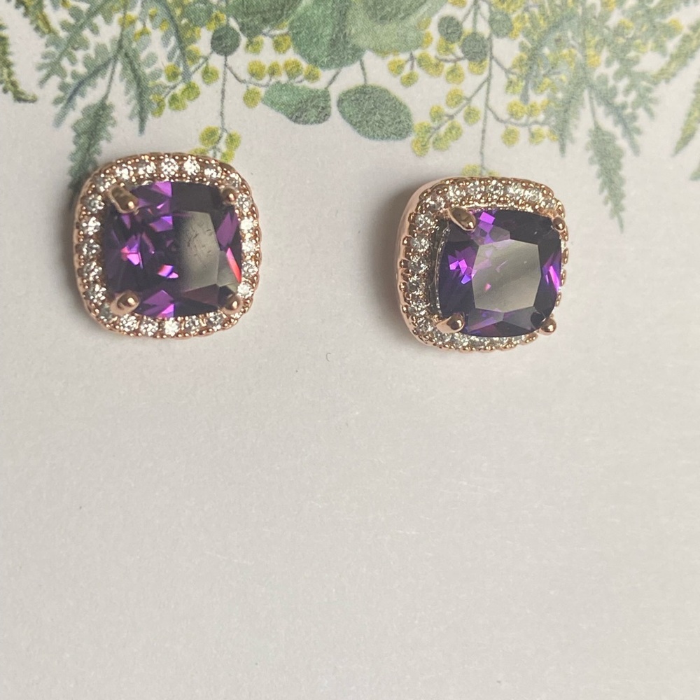 COPY - Amethyst purple stud earrings - Picture 3 of 3